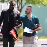 Lamine Sané (civil) + Diego Contento (civil) (sourire)